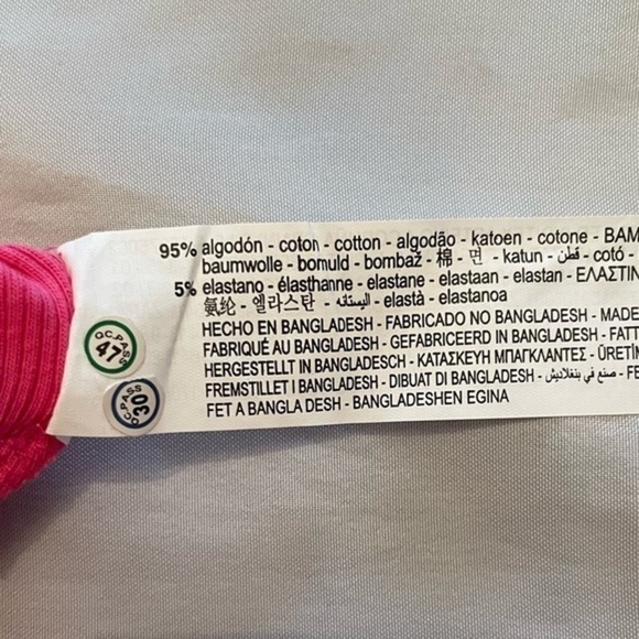 New Ribbed Front Ruched Crop Top - Picture 8 of 9